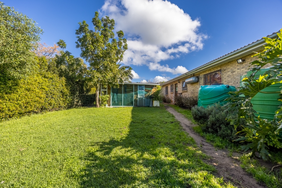 4 Bedroom Property for Sale in Vierlanden Western Cape